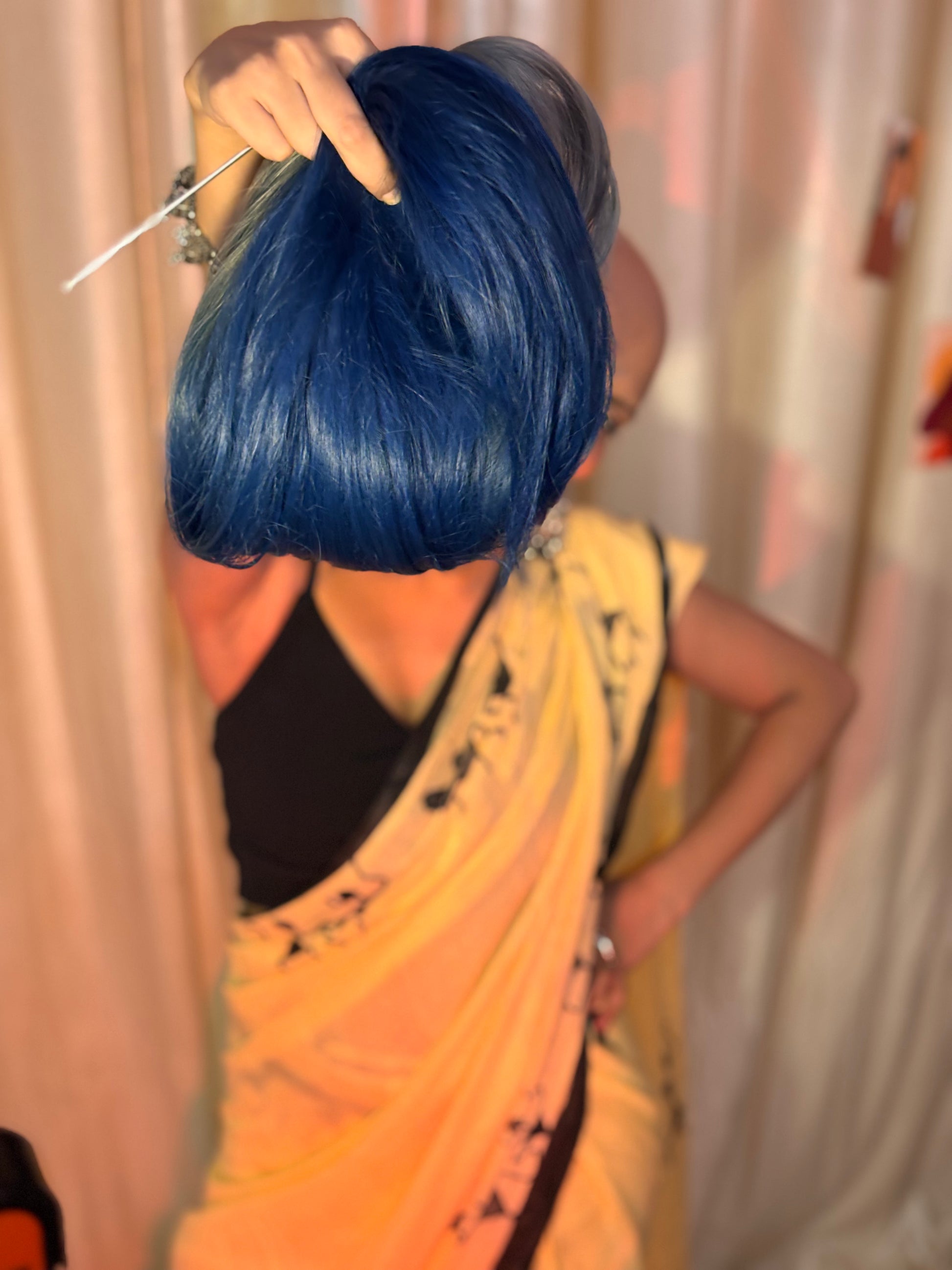 Midweek Rebel – Blue Gradient Wig